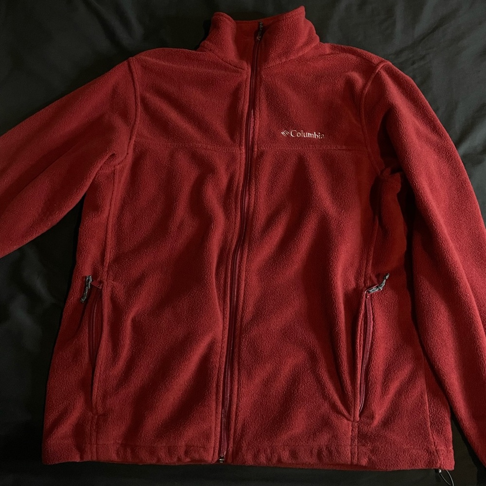 COLUMBIA ZIPPER SPORTSWEAR
